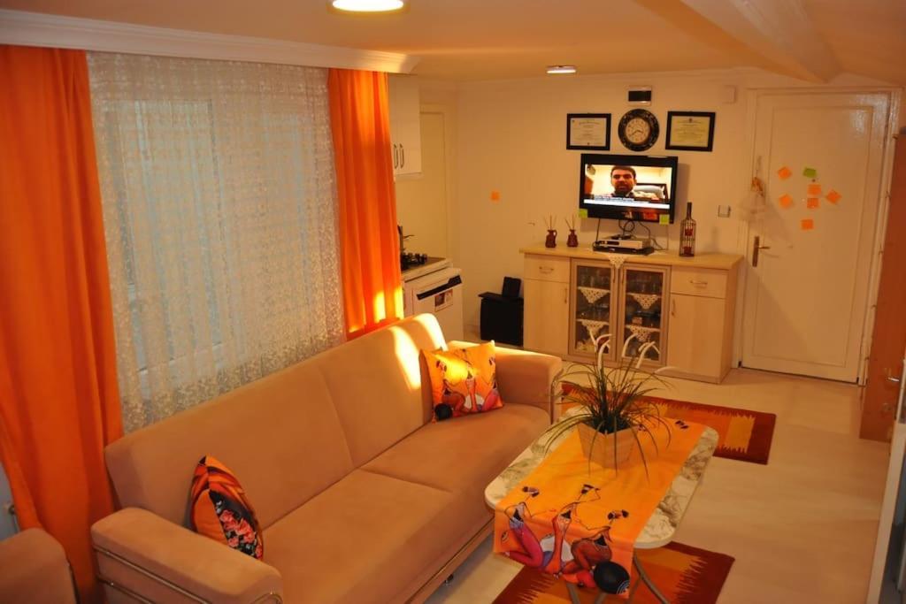 Deniz Manzarasi, Marti Sesleri Esliginde Istanbul Apartamento Exterior foto